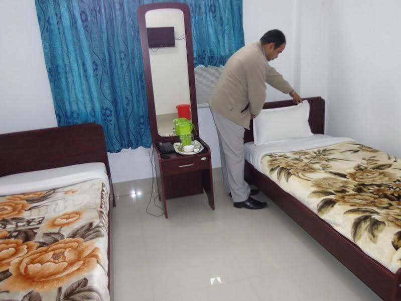 Hotel Thai International بود جايا المظهر الخارجي الصورة