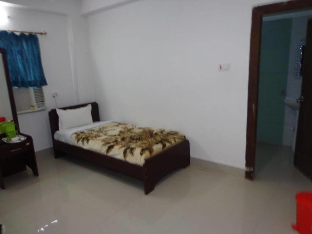 Hotel Thai International بود جايا المظهر الخارجي الصورة